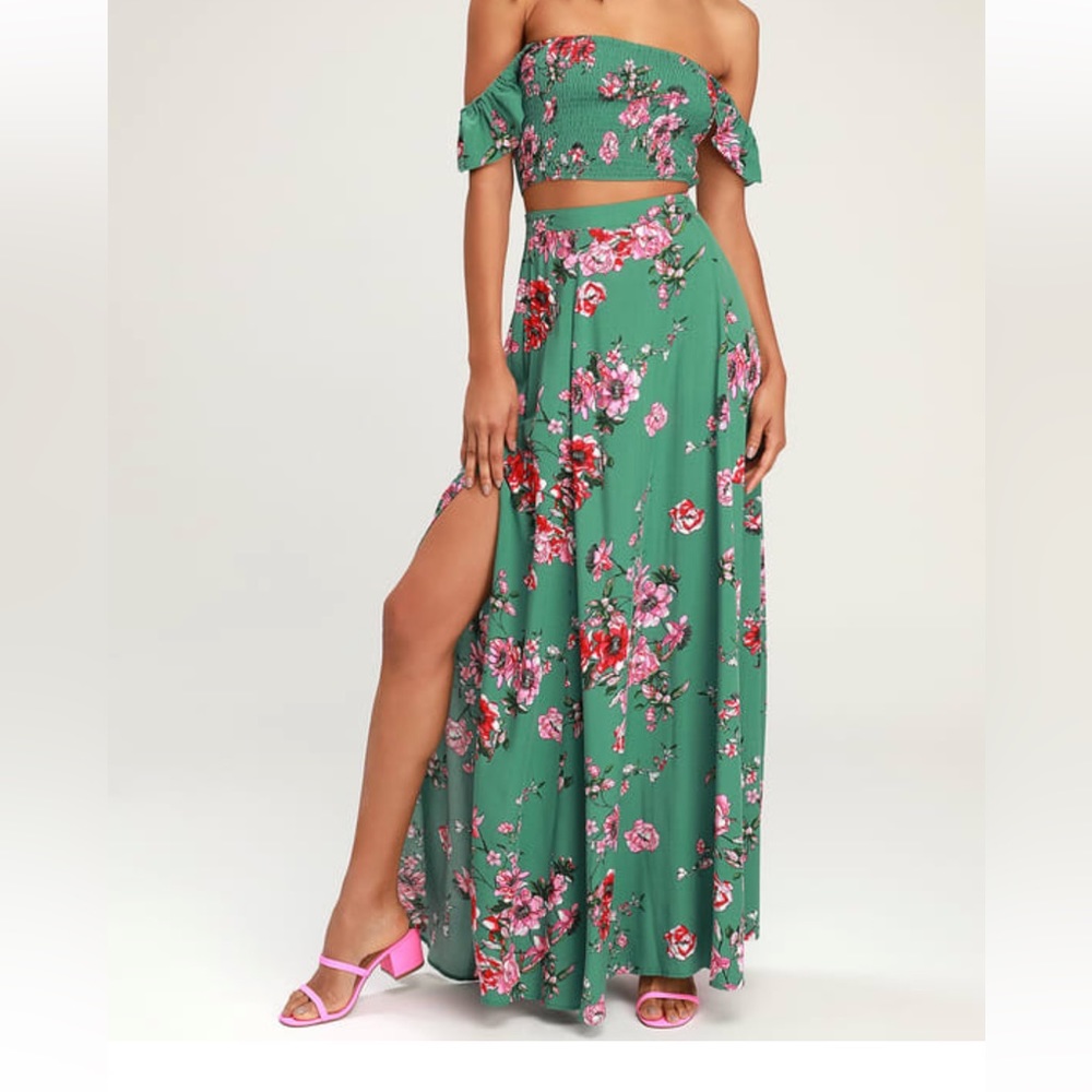 Perfect vacation 2 piece maxi !